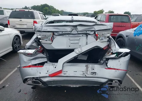 2018 Honda Accord Touring 2.0T из США, поврежденный, VIN 1HGCV2F92JA050945